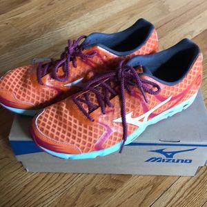 Mizuno Wave Women’s Sneakers
